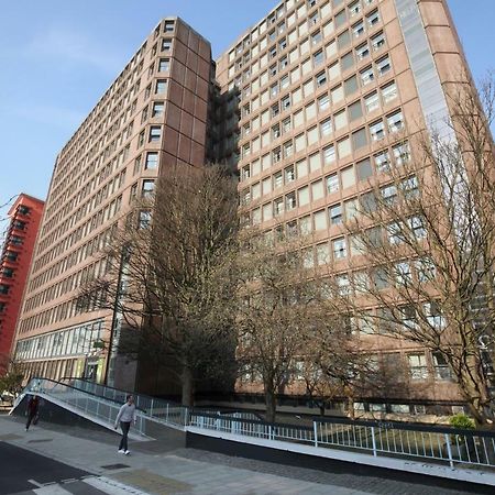 Popup Bristol Hotel Exterior photo